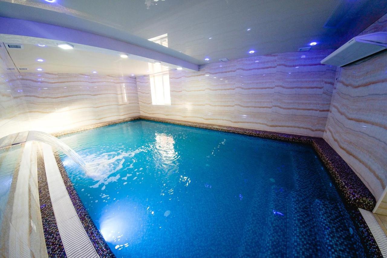 Villa Leku Spa Resort Bukovel Rum bild